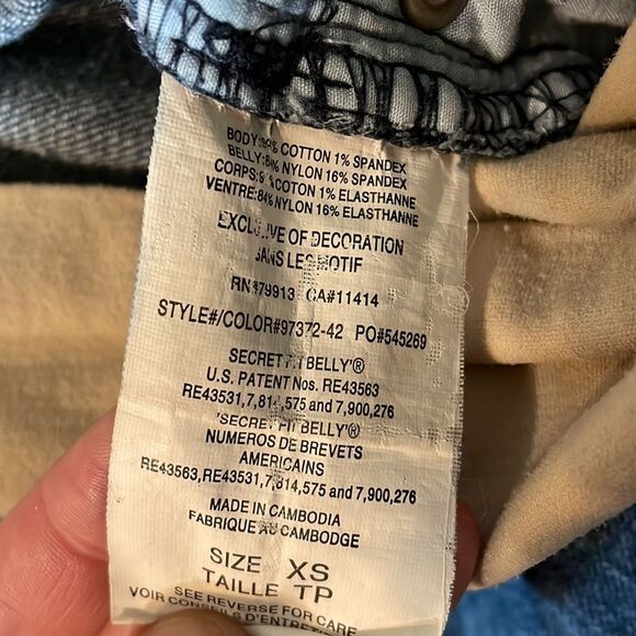 $5 SALE!! Motherhood Maternity Indigo Blue Maternity Skinny Jeans - Picture 3 of 9